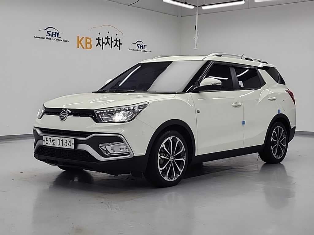 KG모빌리티(쌍용) 티볼리 2WD 디젤 1.6 RX 사진