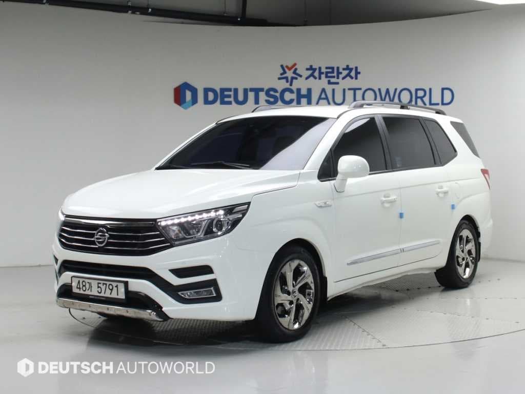 KG모빌리티(쌍용) 코란도 4WD TX 9인승 사진