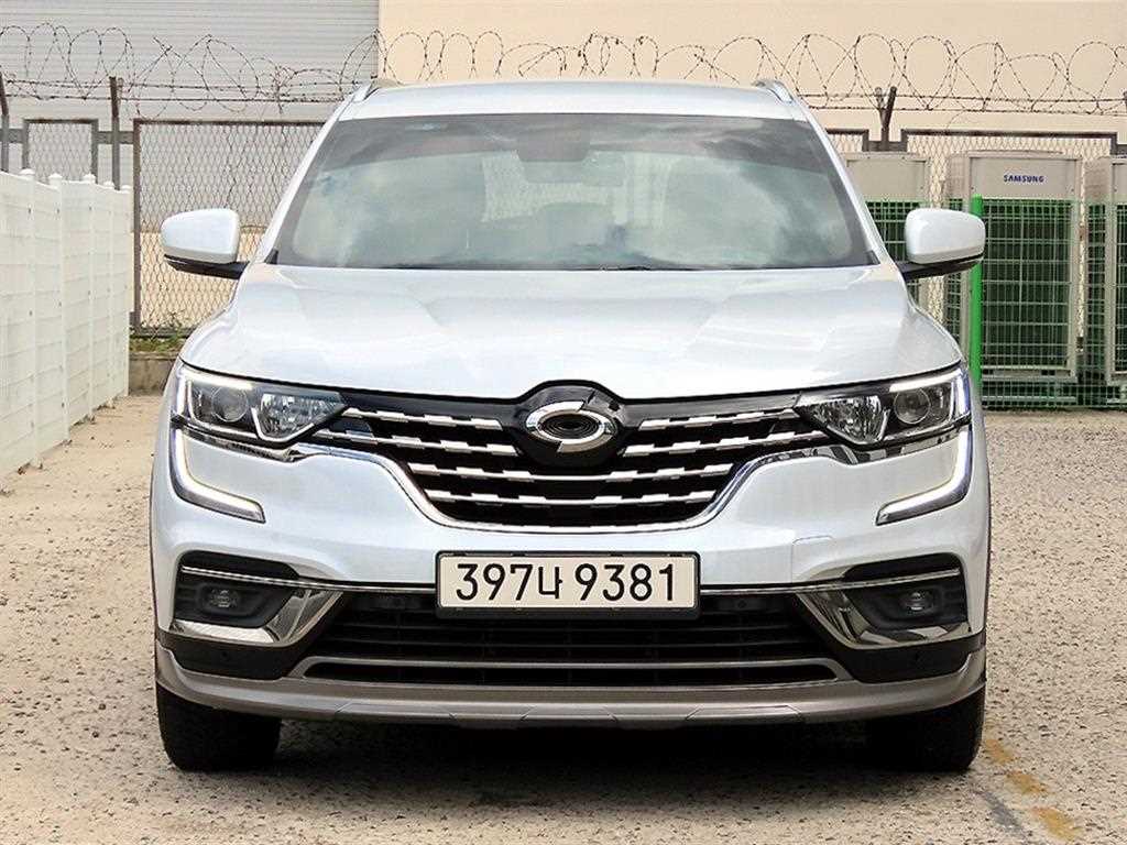 르노코리아 QM6 2.0 LPe LE 2WD 사진