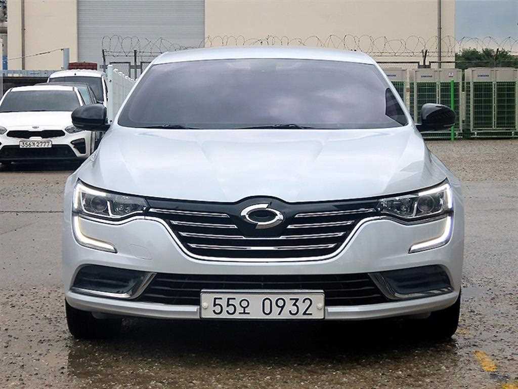 르노코리아 SM6 LPG 2.0 LPe LE(장애인용) 사진