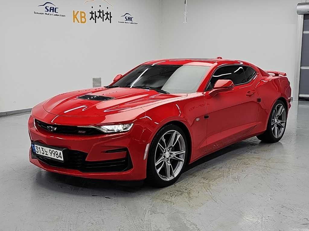 쉐보레 카마로 SS 6.2 V8 볼케이노 레드 사진