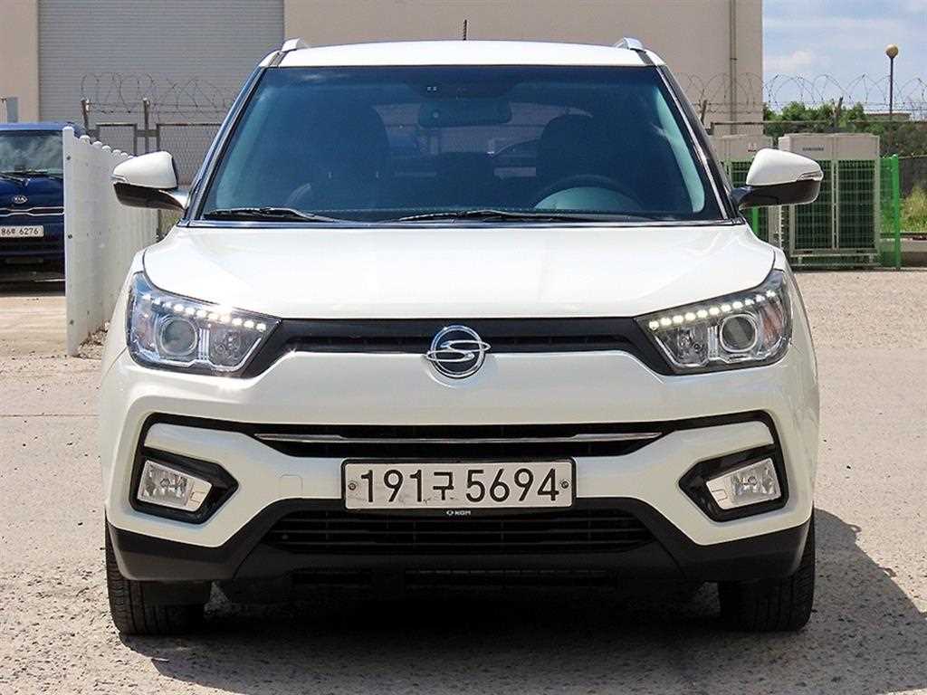 KG모빌리티(쌍용) 티볼리 2WD 디젤 VX 사진