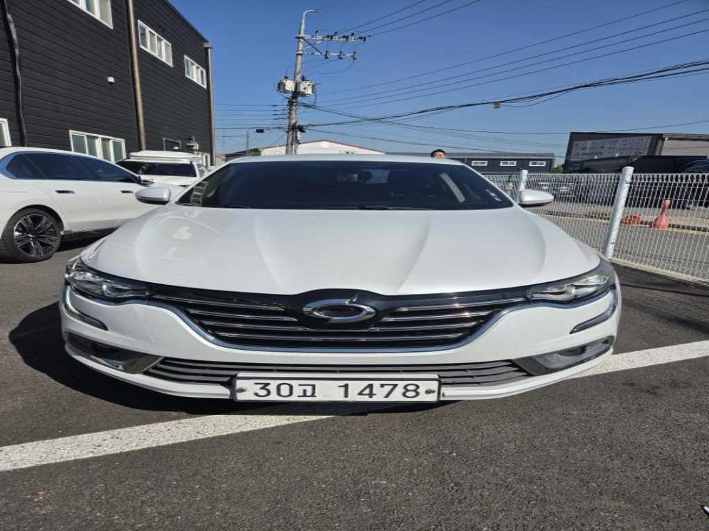 르노코리아 SM6 LPG 2.0 LPe LE 사진