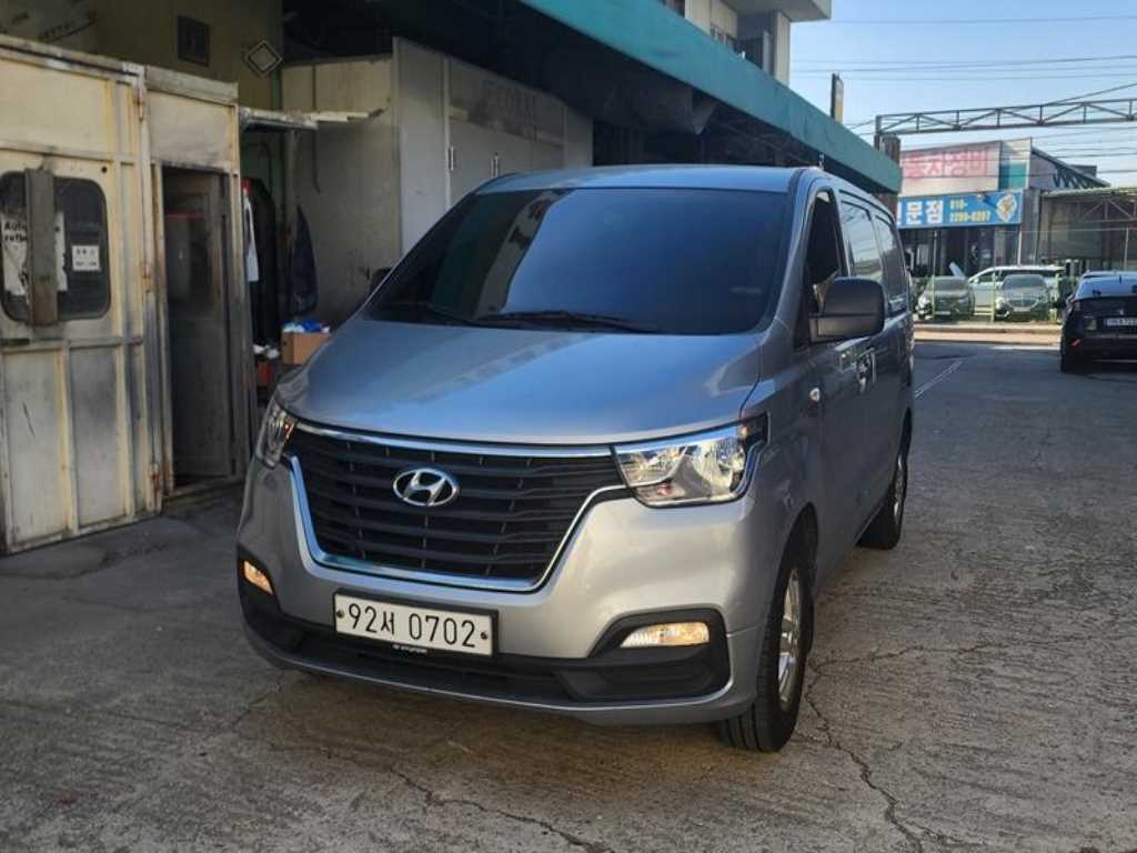 현대 스타렉스 2WD 밴 3인승 스마트 사진