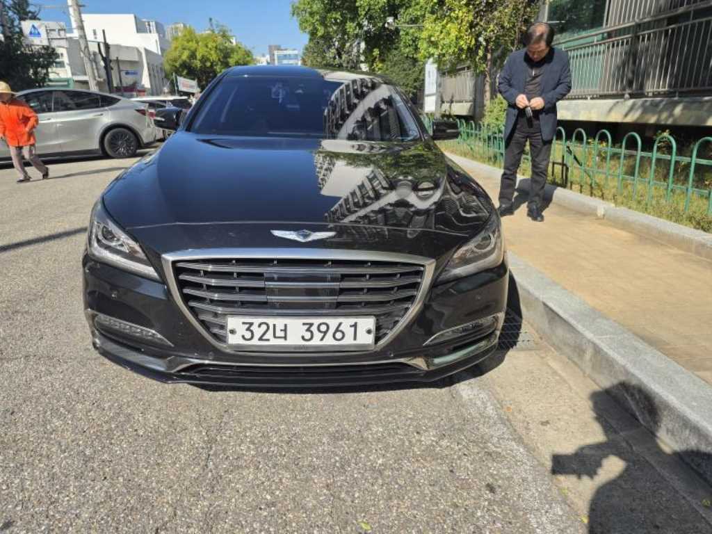 제네시스 G80 2.2D AWD 럭셔리 사진
