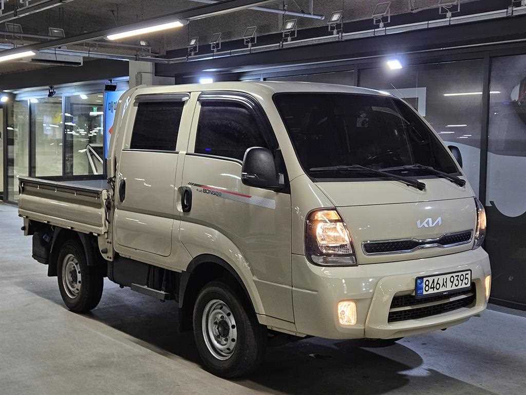 기아 더뉴봉고3 카고 4WD/1.0톤/더블캡/장축 GLS 사진
