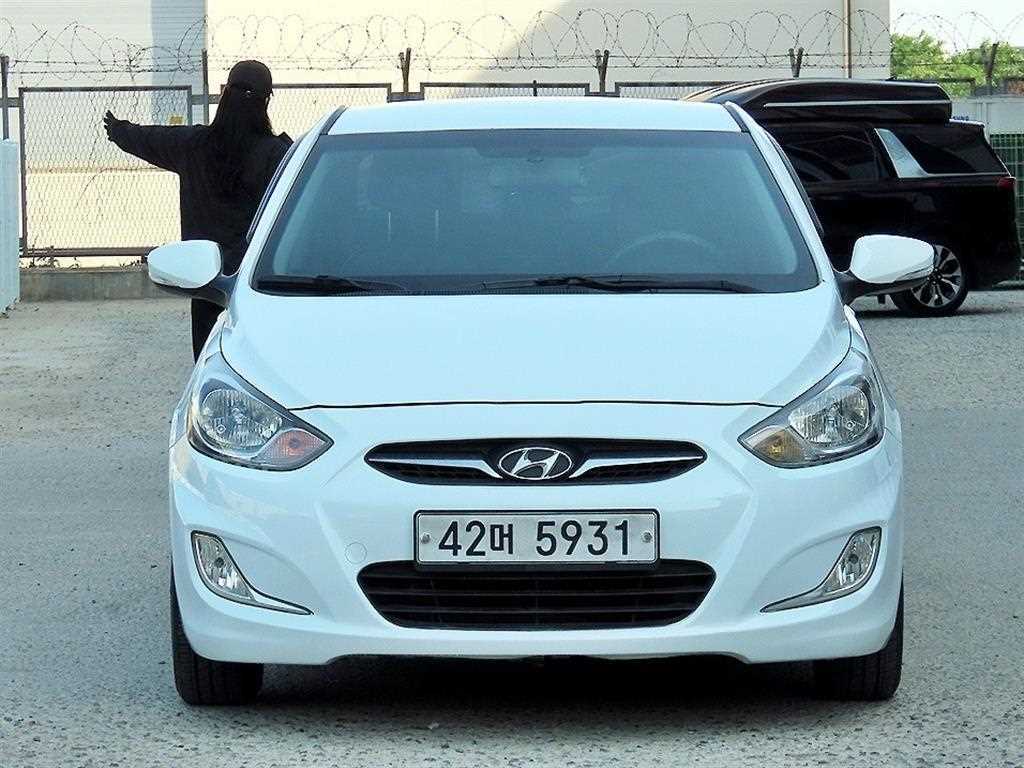 현대 엑센트 위트 1.4VVT 프리미어 사진