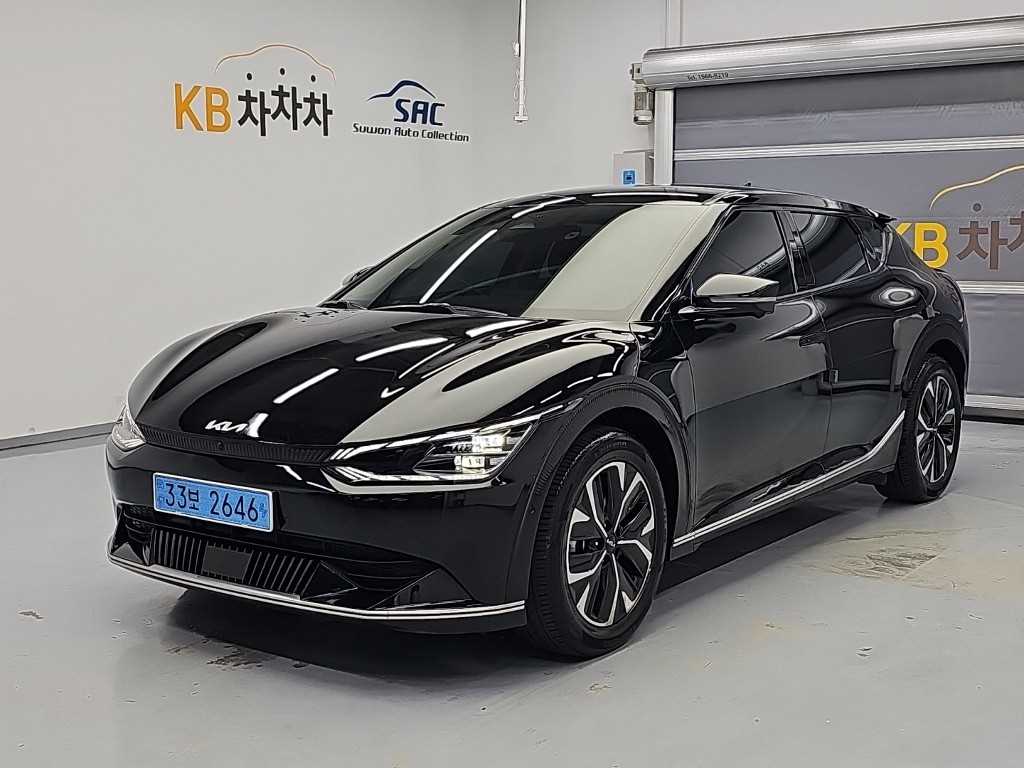 기아 EV6 롱레인지 AWD 어스 사진