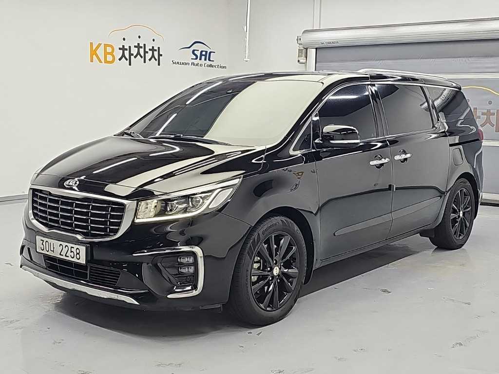 기아 카니발 디젤 9인승 프레스티지 사진