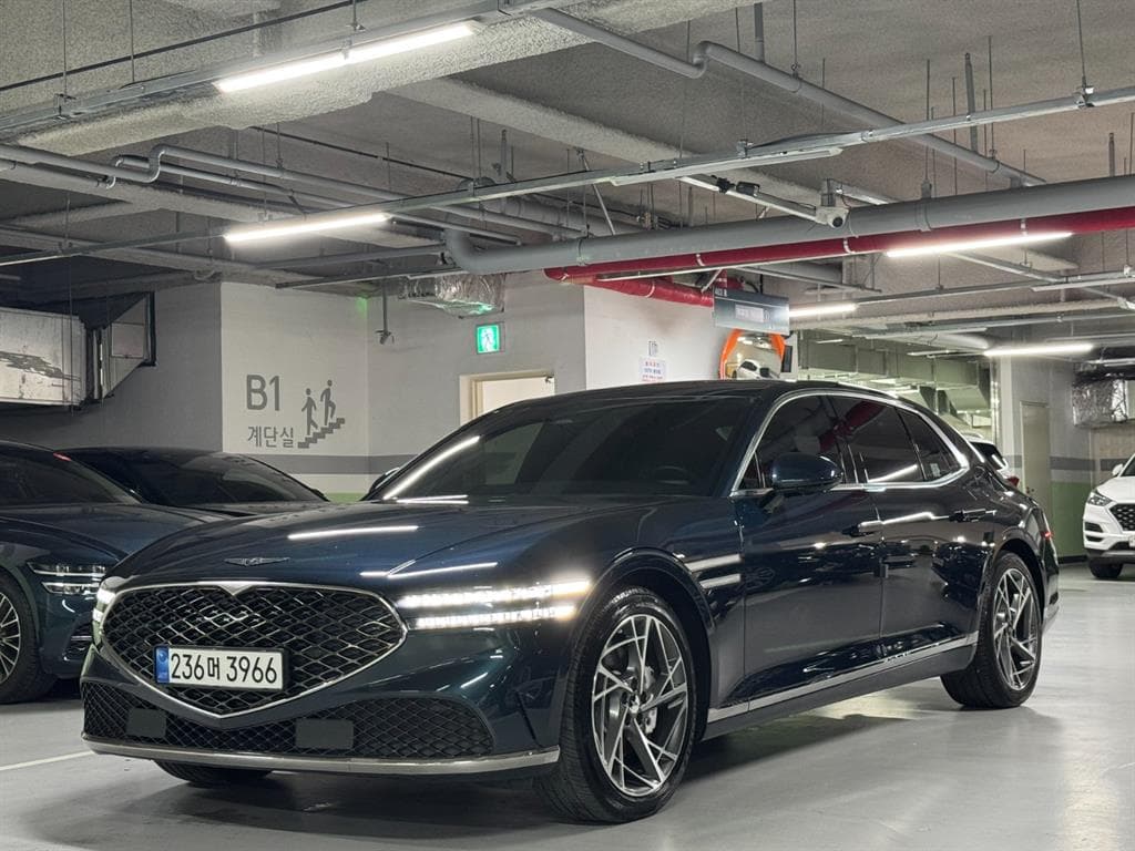 제네시스 G90 3.5T GDI AWD 사진