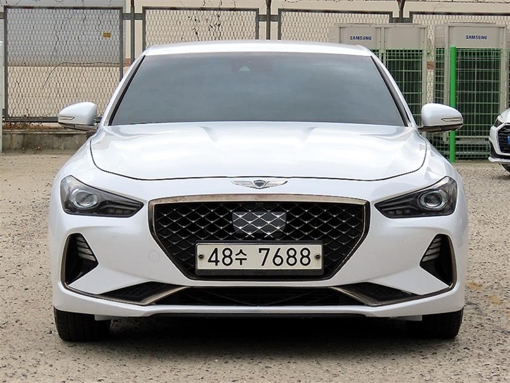 제네시스 G70 3.3T 스포츠 AWD 슈프림 사진