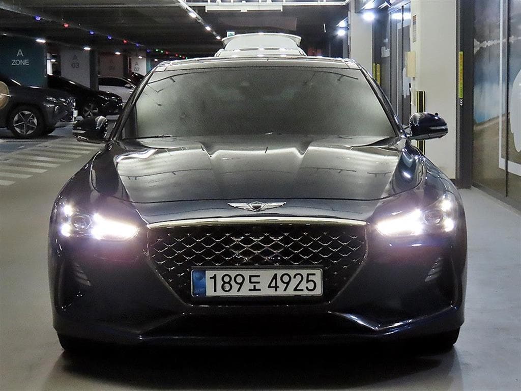 제네시스 G70 2.0T AWD 스포츠 패키지 사진