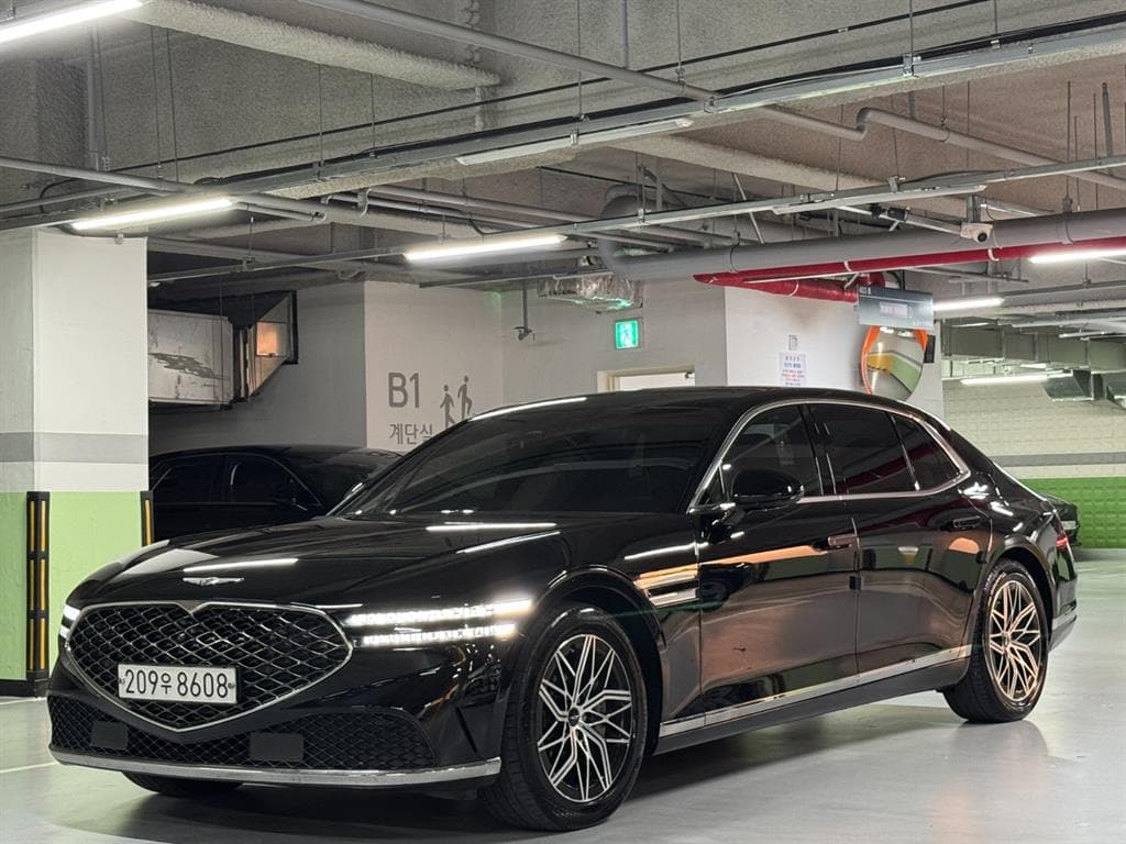 제네시스 G90 3.5T GDI AWD 사진