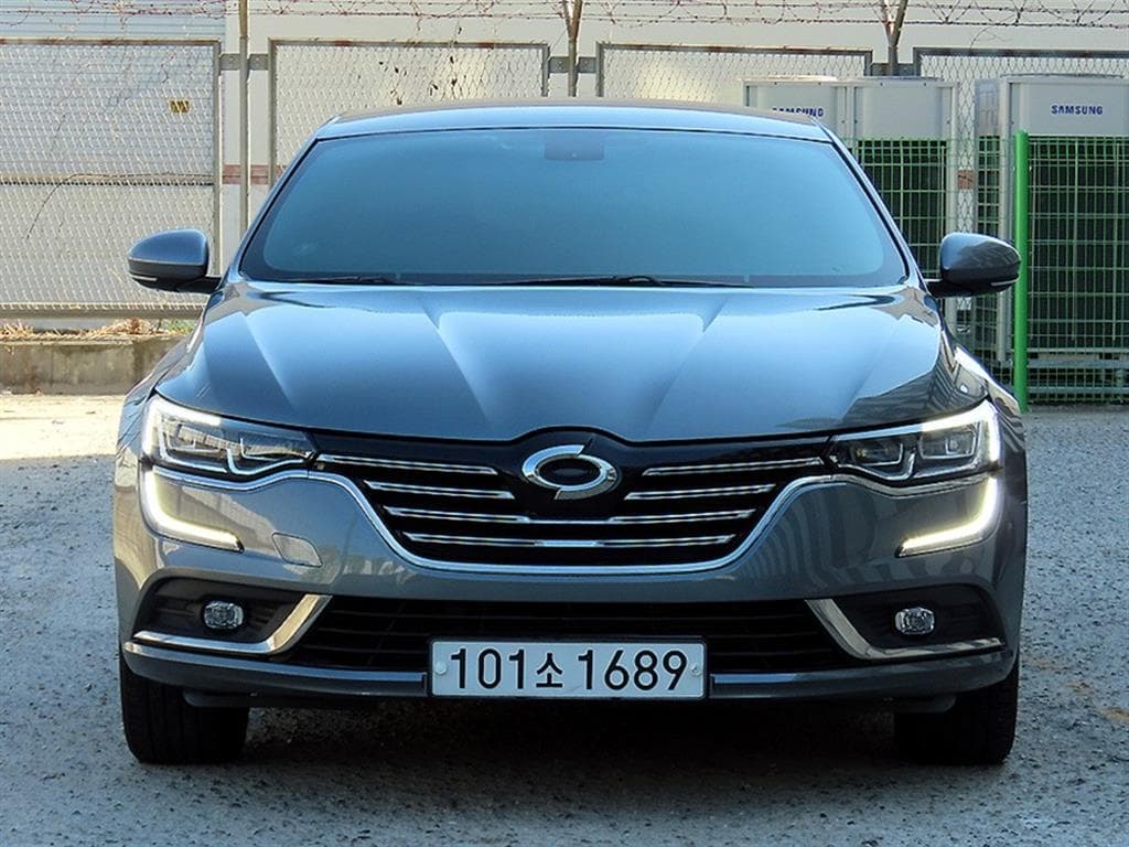 르노코리아 SM6 LPG 2.0 LPe SE 사진