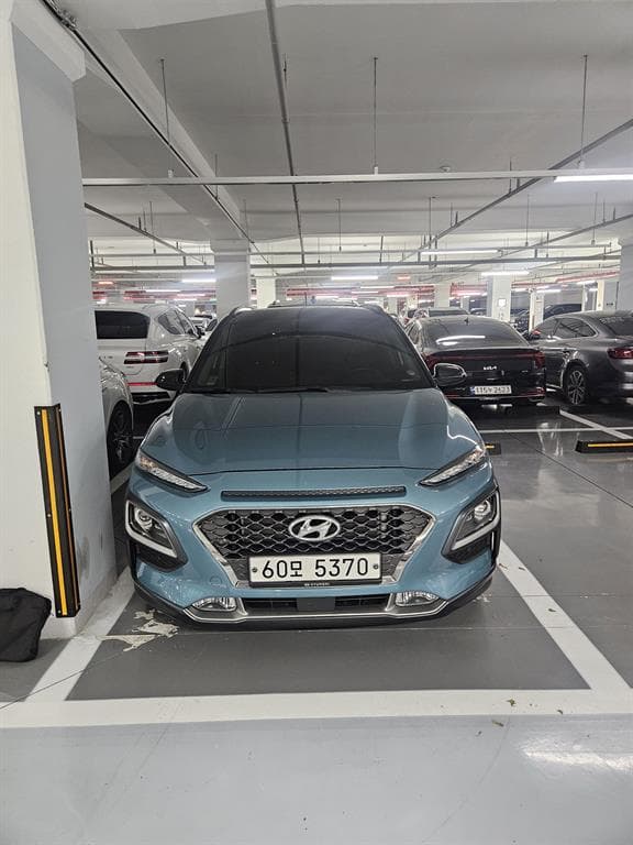 현대 코나 1.6 터보 4WD 프리미엄 사진