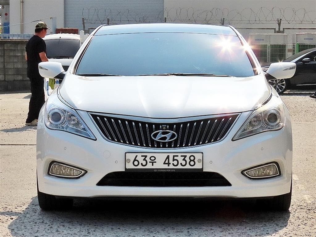 현대 그랜저 HG300 NOBLE 사진