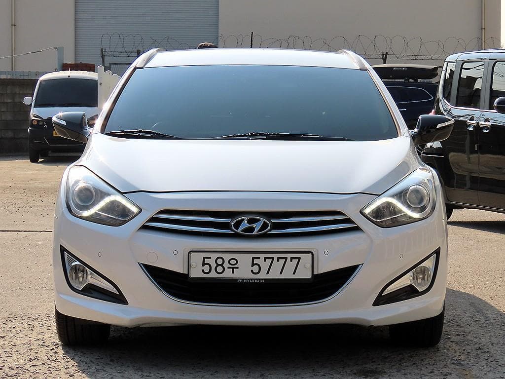 현대 i40 1.7 VGT PREMIUM 사진