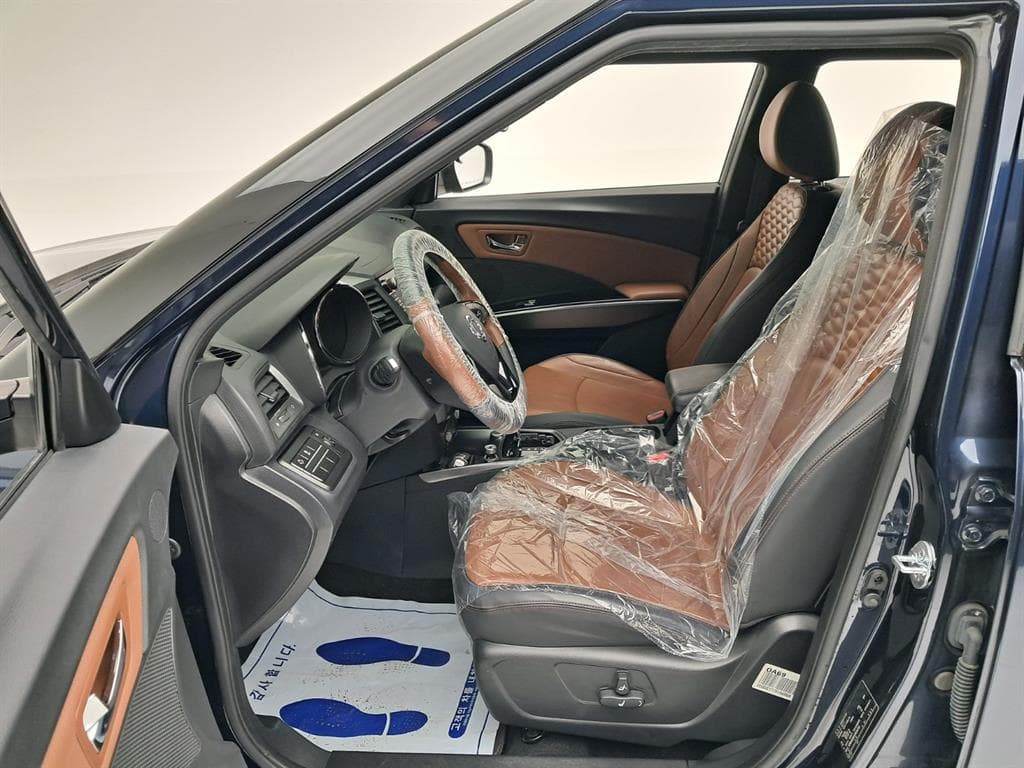 KGM 티볼리 2WD 가솔린 VX 사진
