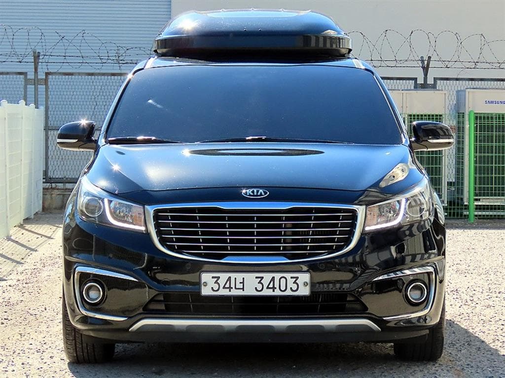기아 카니발 디젤 9인승 프레스티지 사진