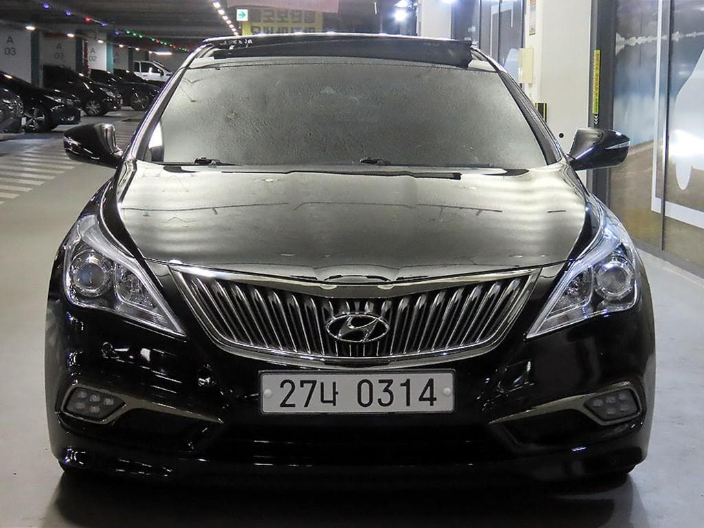 현대 그랜저 PREMIUM 사진