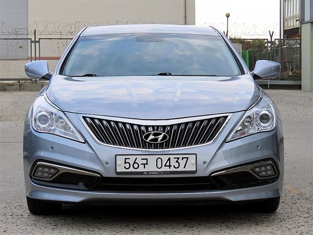 현대 그랜저 HG240 MODERN 컬렉션 사진