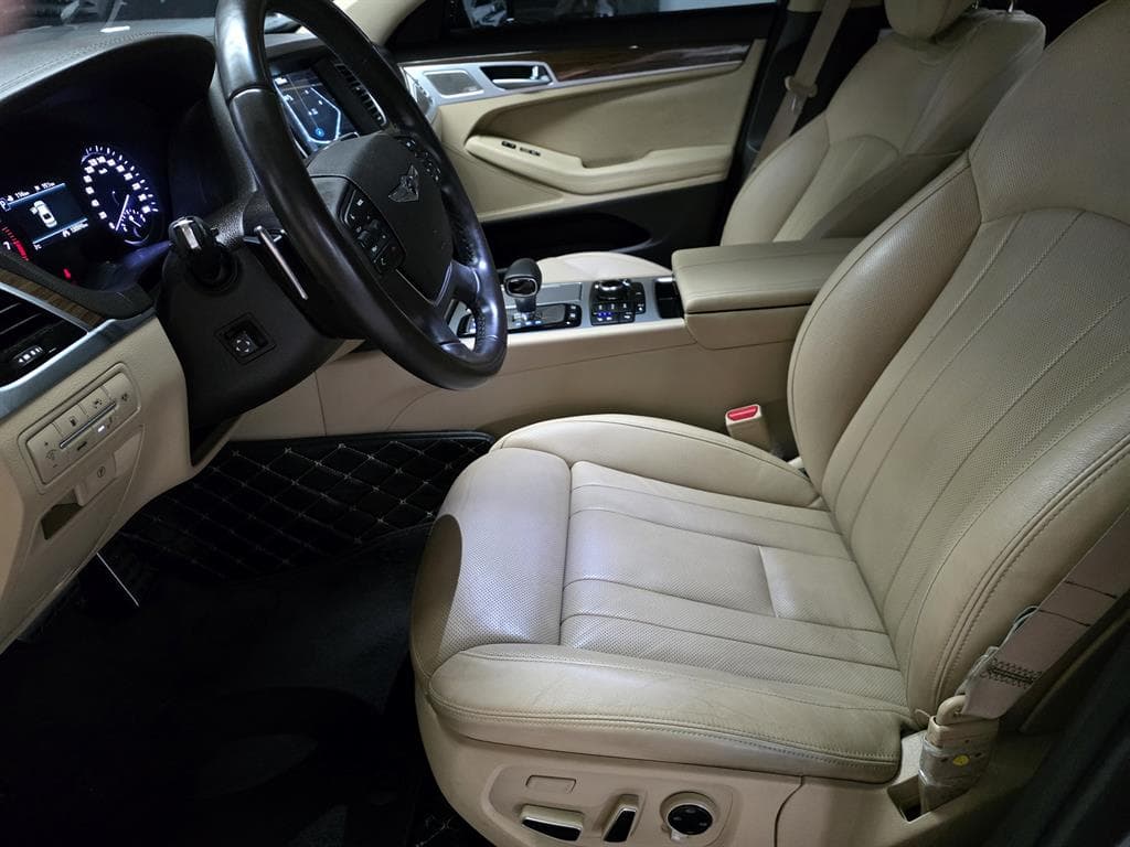 제네시스 G80 3.3 GDI AWD 프리미엄 럭셔리 사진
